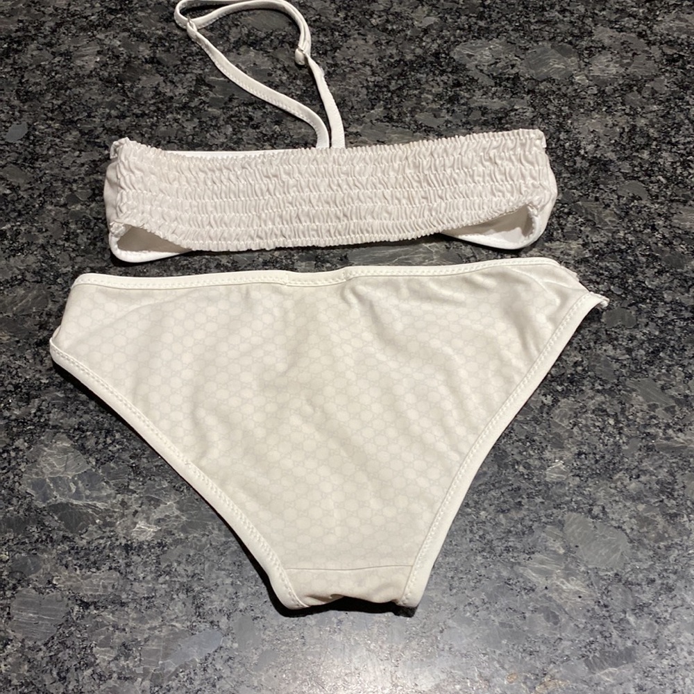 ๐ฆ Gucci Toddler GG Monogram Swimsuit - Picture 8 of 14